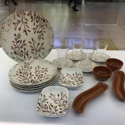 سرویس صبحانه خوری ۴ نفره کرامیکا ترکیه ۱۹ پارچه